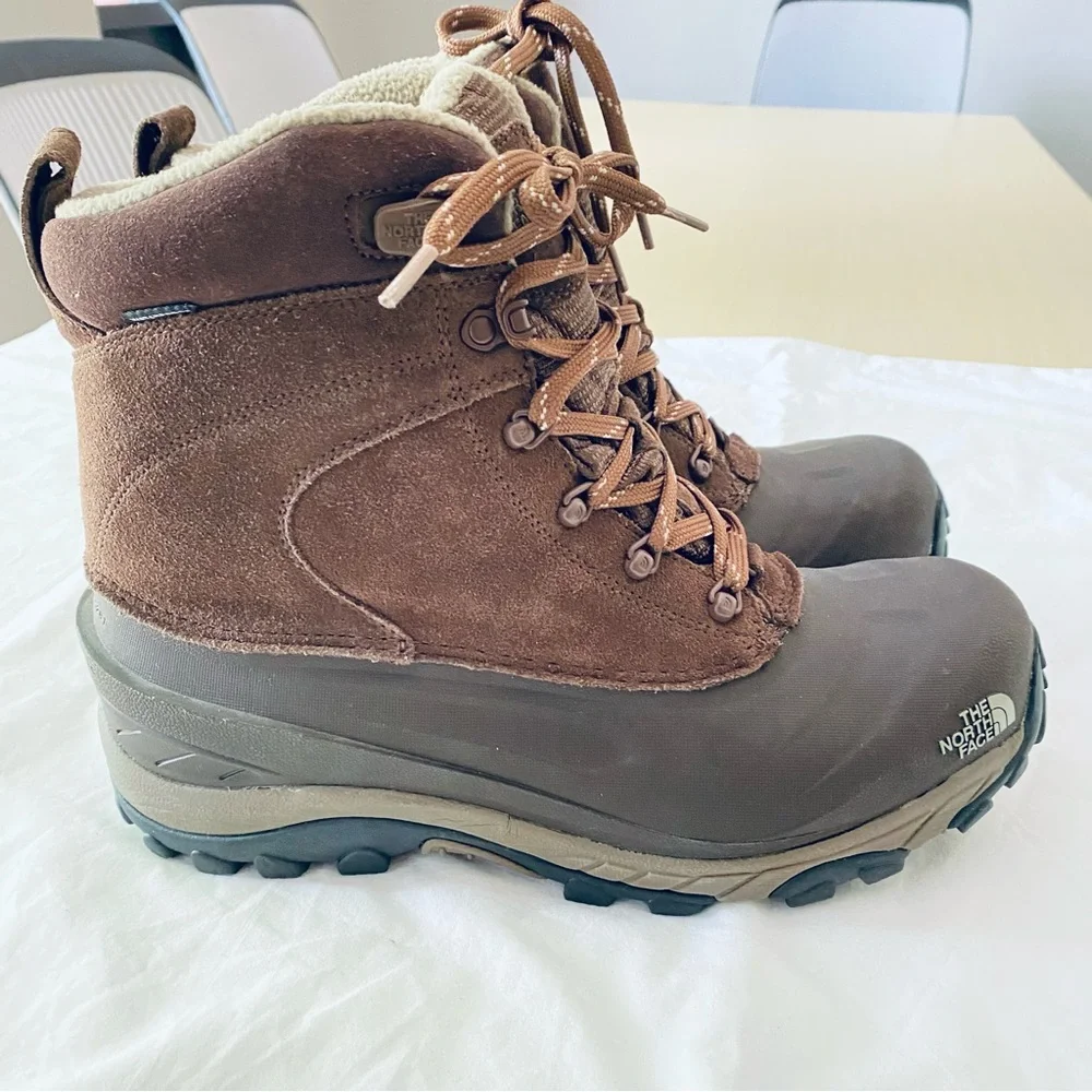 THE NORTH FACE Chilkat III Boots Brown Suede Lug Winter Snow Rain Waterproof